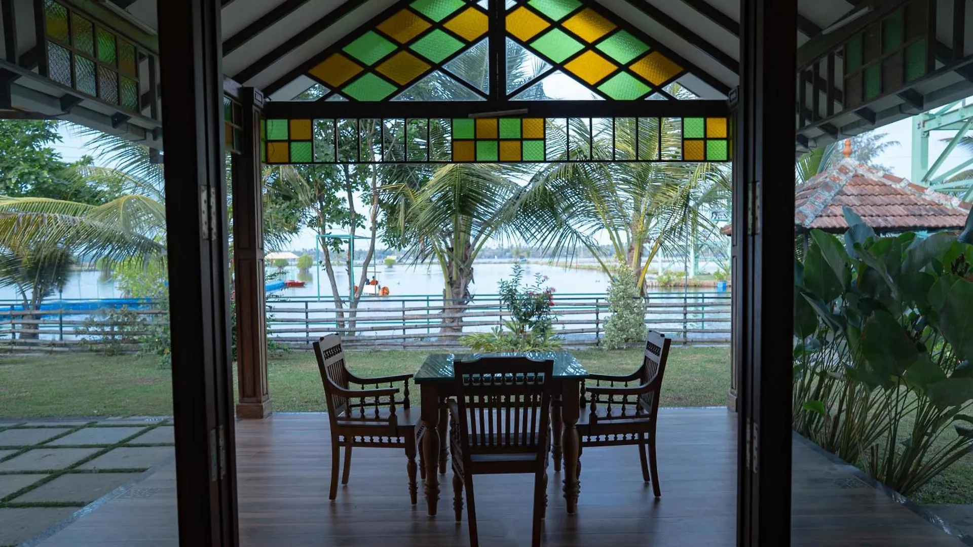 Resort Indriya Sands Cherai Beach