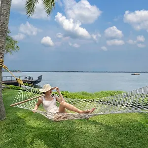 Kumarakom Lake Resort ***** Kumarakom